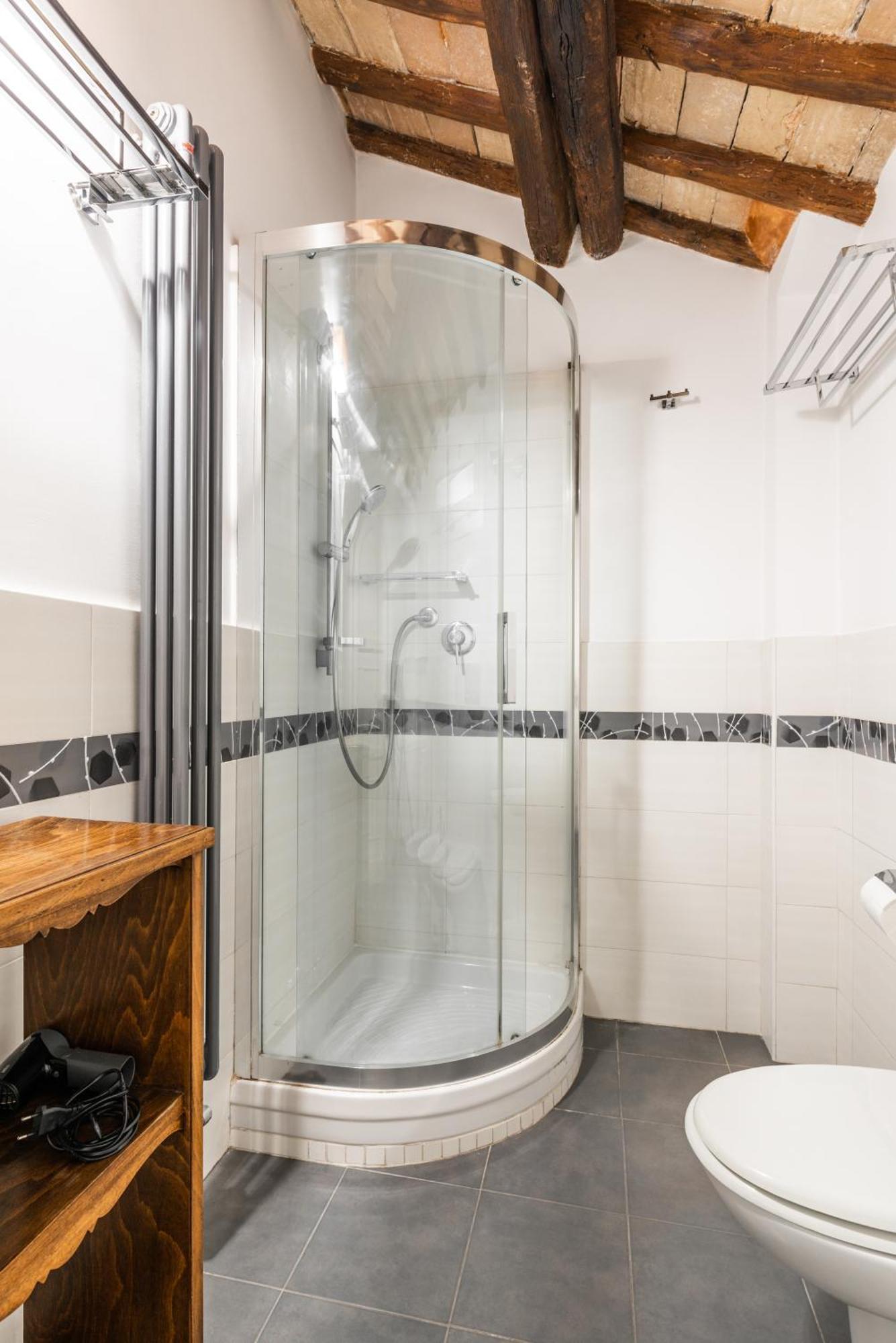 Pavone Centre Romantic Apartment Екстер'єр фото